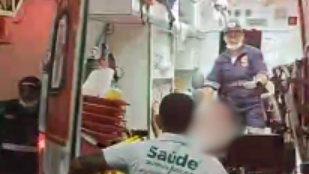 Vídeo: Samu é acionado para salvar homem esf4que4d0 em rua de Itacoatiara