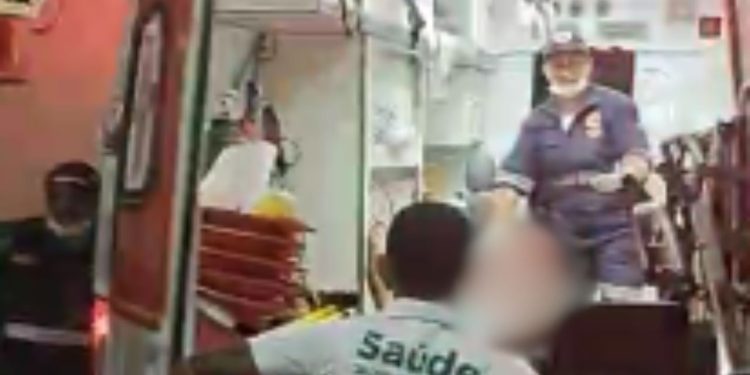 Vídeo: Samu é acionado para salvar homem esf4que4d0 em rua de Itacoatiara
