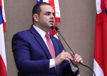 Lei de autoria de Roberto Cidade assegura retirada de encomendas em centros de distribuição quando entrega domiciliar falhar