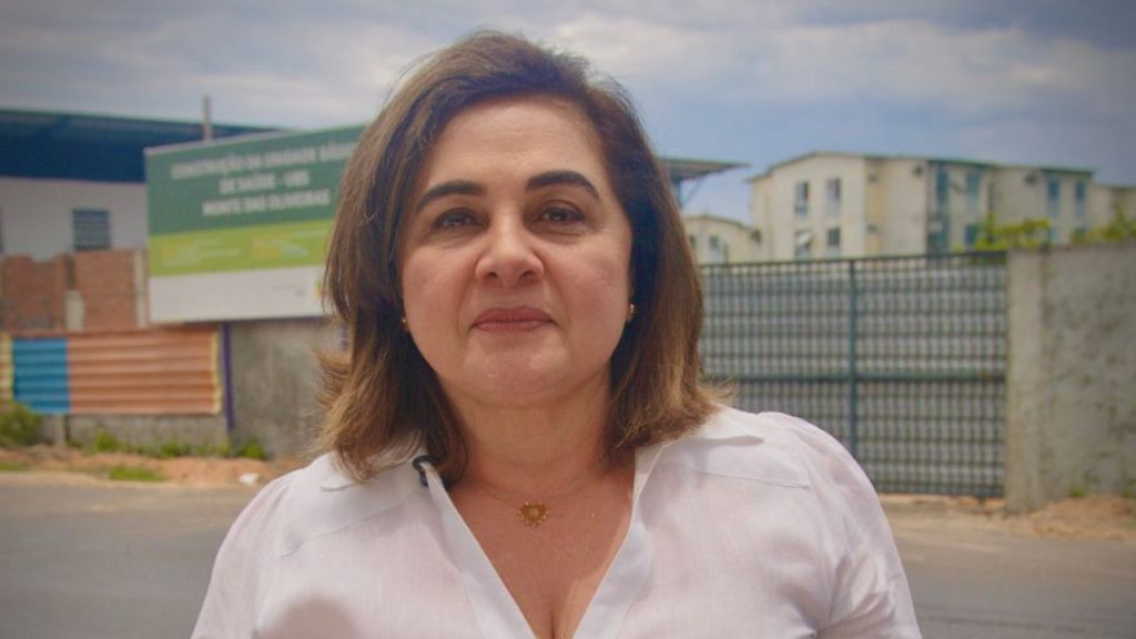 Professora Maria do Carmo escancara caos na saúde e mostra abandono de UBS
