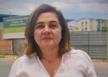 Professora Maria do Carmo escancara caos na saúde e mostra abandono de UBS