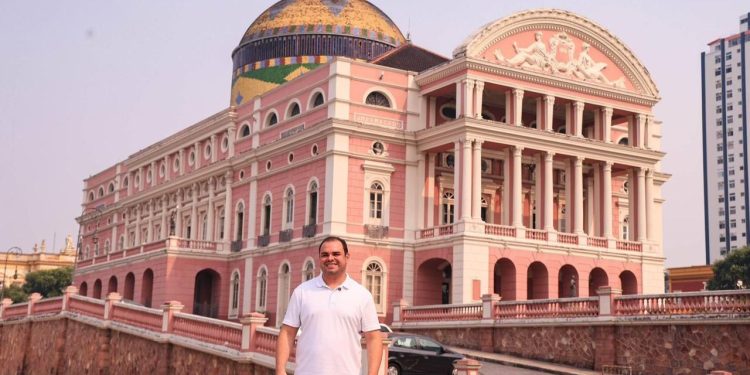 Roberto Cidade celebra os 356 anos de Manaus com investimentos e mais de R$ 32 milhões em emendas para a capital