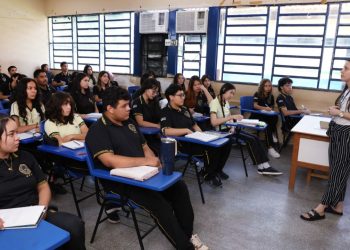 Mais de 42 mil estudantes da rede estadual do Amazonas se preparam para o Enem 2025