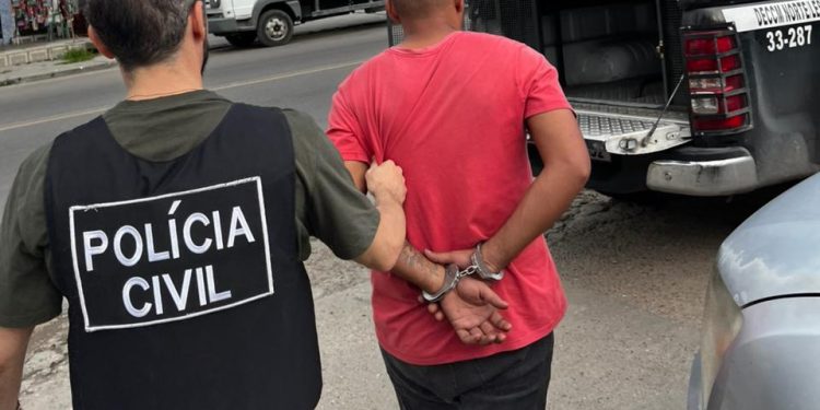 Homem manda 60 áudios de am3aça de m0rt3 para a ex-companheira grávida de 8 meses e vai pr3s0 em Manaus