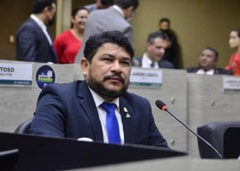 Mesmo pres0, vereador Bual vai continuar recebendo salário em Manaus 