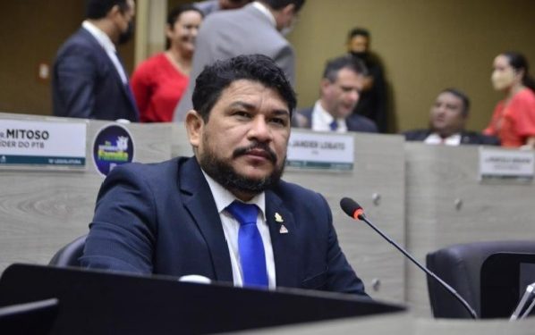 Mesmo pres0, vereador Bual vai continuar recebendo salário em Manaus 