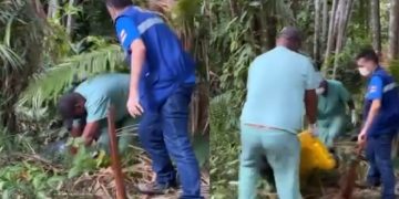 Sem r0upa, m0rador de rua pode ter m0rrido de fome em Manaus