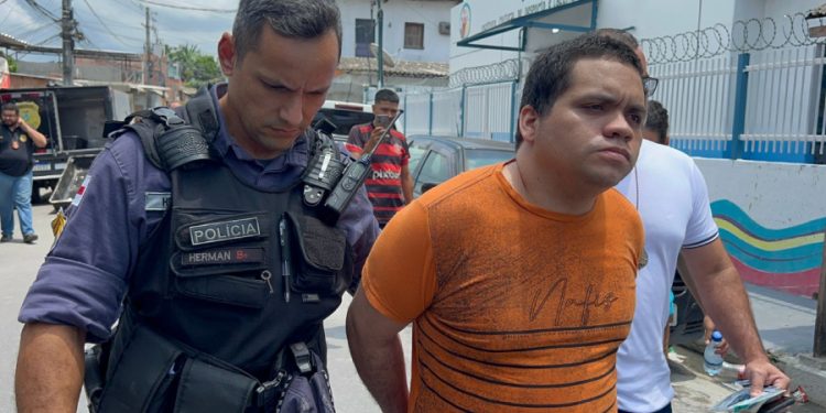Homem é pr3s0 em flagrante após m@tar a própria esposa em casa em Manaus