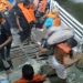 Vídeo: barco ameaça afundar e passageiros entram em pânic0 no Pará