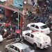 Vídeo: homem é perseguido e esfaquead0 por cinco suspeit0s na frente da Bemol do Centro