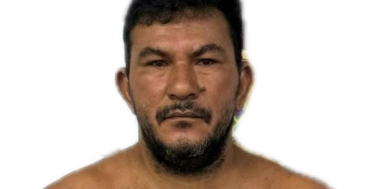Em Manaus, homem é pres0 por esp@ncar até a m0rte vizinho em discussã0 por bebida na calçada