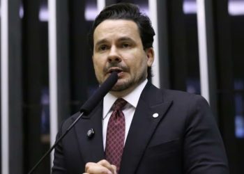 Câmara aprova projeto relatado por Capitão Alberto Neto que tipifica o crime de “Domínio de Cidades”