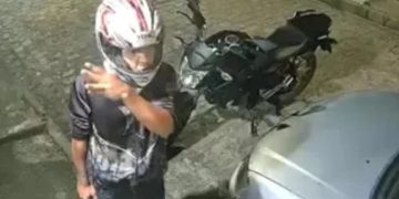‘Vou só fazer um h0m1cídi0’: l4drã0 roub4 moto e promete devolvê-la após o cr1me; veja o vídeo