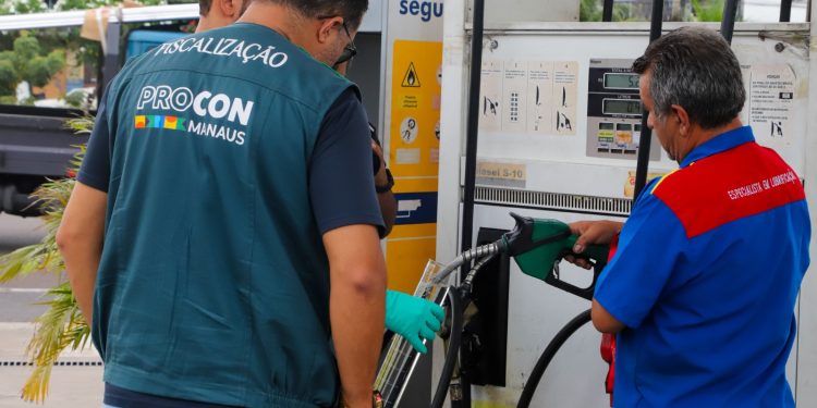 Nova pesquisa do Procon Manaus aponta variação nos preços de combustíveis na capital