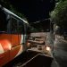 Reboque se rompe e ‘cavalinho’ atinge ônibus na Avenida Rodrigo Otávio, em Manaus