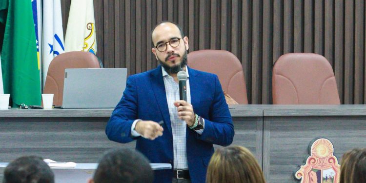 Câmara Municipal de Manaus realiza curso sobre Lei Geral de Proteção de Dados