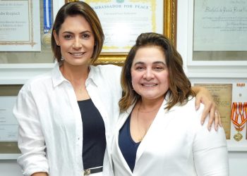 Michelle Bolsonaro recebe Maria do Carmo e reforça apoio a sua candidatura em 2026