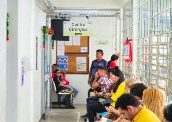 SES-AM faz mais de 1,8 mil atendimentos no Lago Azul, neste sábado