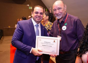 Presidente Roberto Cidade comemora 20 anos da Escola do Legislativo Senador José Lindoso e reforça compromisso institucional da Aleam com a capacitação cidadã