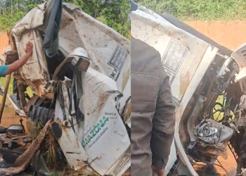 Vídeo: Caminhão é destruíd0 em ac1dent3 grav3 na AM-010 que fica interditada
