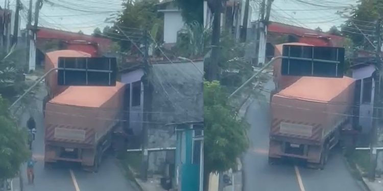 Vídeo: carreta emperra tentando subir ladeira em Manaus e fecha rua no Alvorada
