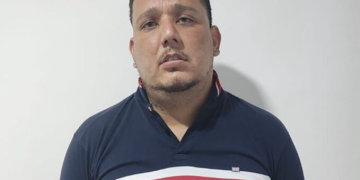 Procurado por d3cap1tar mulher, homem é preso em apartamento de luxo na Ponta Negra