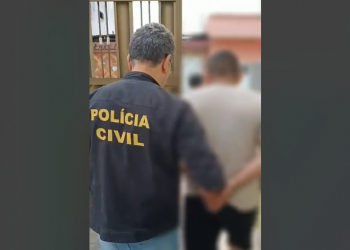 Vídeo: Em Manaus, pai é pr3s0 por agr3dir filho de 13 anos que teve lesões nos rins e ficou sem andar