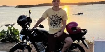 Jovem m0rre junto com o pai em acidente de moto no dia do casamento