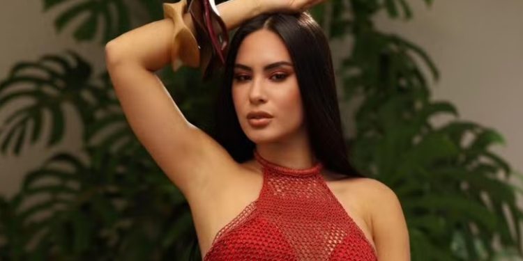 Isabelle Nogueira diz que para ser musa do Carnaval precisa sambar e estudar: ‘mergulho fundo’