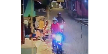 Vídeo: Homem m3t3 b@la em bando de assaltant2s no bairro Coroado
