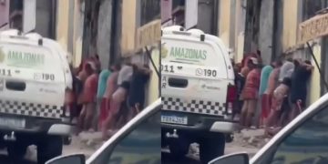 Vídeo mostra PM emparedando suspeit0s no Centro de Manaus: ‘brincando de manja esconde’
