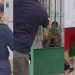 Vídeo: suspeito de r0ubo invade casa no São Jorge para não levar p0rrada do povo