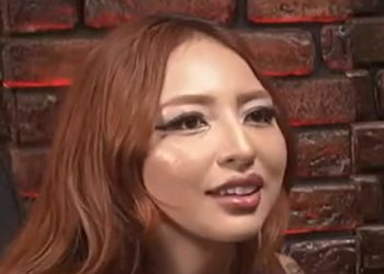 Ruivinha de Marte diz em podcast que pegou muito galho antes de deixar namorado