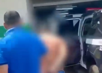 Homem é pr3s0 após usar faca para am3açar de m0rt3 a companheira após festa em Manacapuru