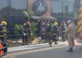 Fogo se espalha rapidamente e compromete estrutura de restaurante no Parque Dez