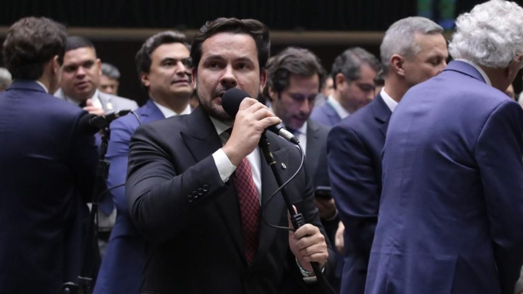 Capitão Alberto Neto defende anistia e cobra independência do Congresso diante de “ditadura da toga”