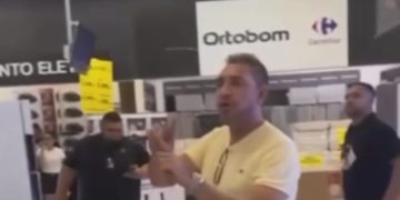 No Carrefour de Flores, homem faz confusão após ter troca de TV com defeito negada; vídeo