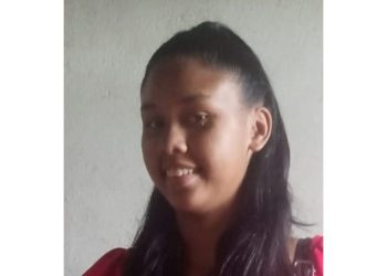 Menina de 12 anos some em Manaus e imagem é divulgada para ajudar nas buscas