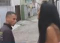 Vídeo: Em transmissão ao vivo, homem ame4ç4 grávida com faca após discussã0 por móvel com defeito