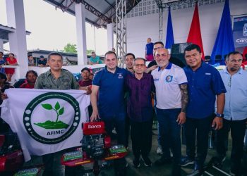 Presidente Roberto Cidade anuncia envio de emendas parlamentares para os setores primário e de saúde de Carauari