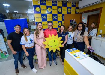 Roberto Cidade reafirma compromisso social da Aleam durante entregas do programa Assembleia Participativa