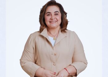 Pesquisa Perspectiva: Professora Maria do Carmo mostra força em Manaus, ultrapassando o atual prefeito, e cresce no interior