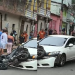 Vídeo: Motociclista fica em estado gr@v3 após dar de frente com carro no bairro São José