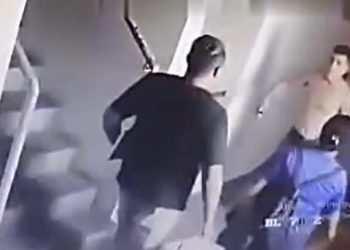 Vídeo: morador ameaça de m0rte os vizinhos dentro de residencial em Manaus 