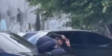 Vídeo: Ac1dent3 termina com condutor de moto sobre capota de automóvel em via de Manaus