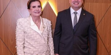 Presidente Roberto Cidade prestigia cerimônia de posse no TCE e exalta contribuição da Corte de Contas ao Amazonas