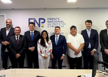 Presidente David Reis participa de articulação nacional para corrigir distorções que afetam Manaus há décadas