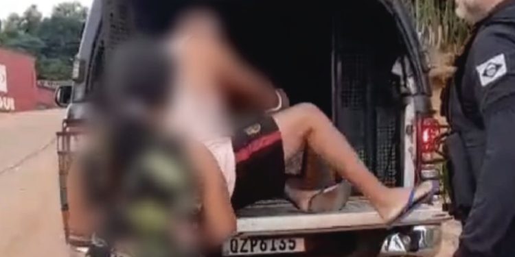 Mãe deixa filha sofrer estupr0 no Amazonas e vai presa com o marido