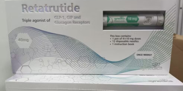 Mais de 2 mil iPhones e canetas emagrecedoras proibidas no país são apr3endidas em Manaus