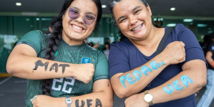 Festa da aprovação: emoção e alegria marcam a divulgação dos resultados do Vestibular e SIS da UEA